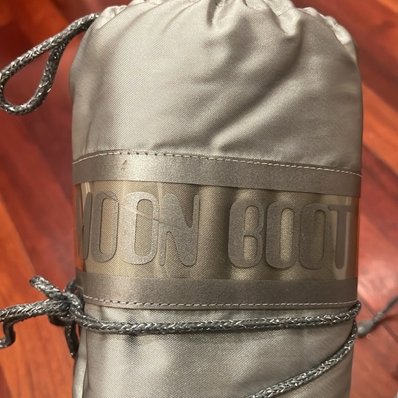 The Original Moon Boot in Silver - Picture 3 of 5